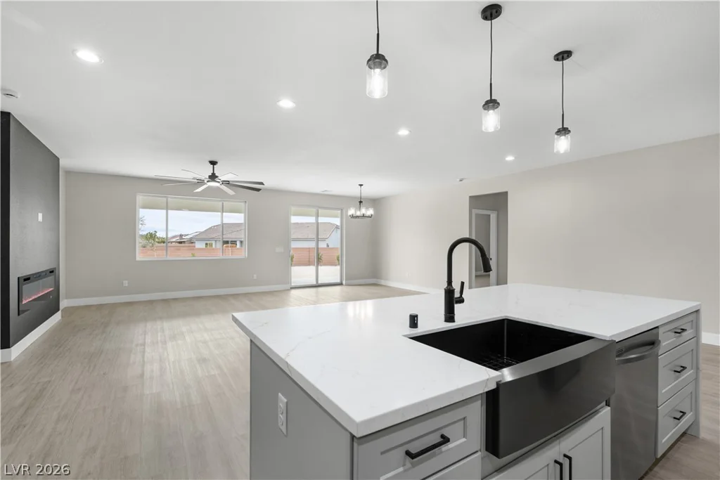 6360 Waterford, Pahrump, NV 89061