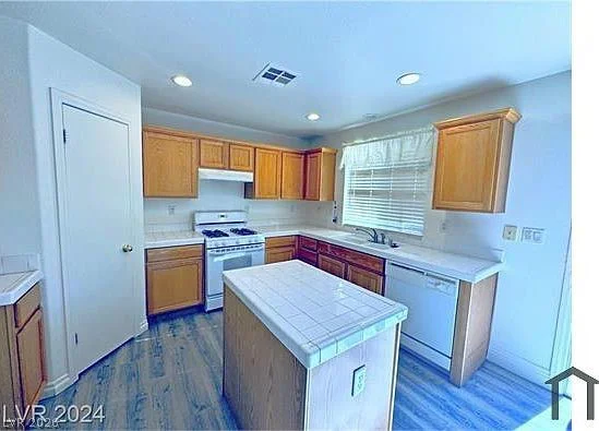 9917 Canyon Peak, Las Vegas, NV 89147