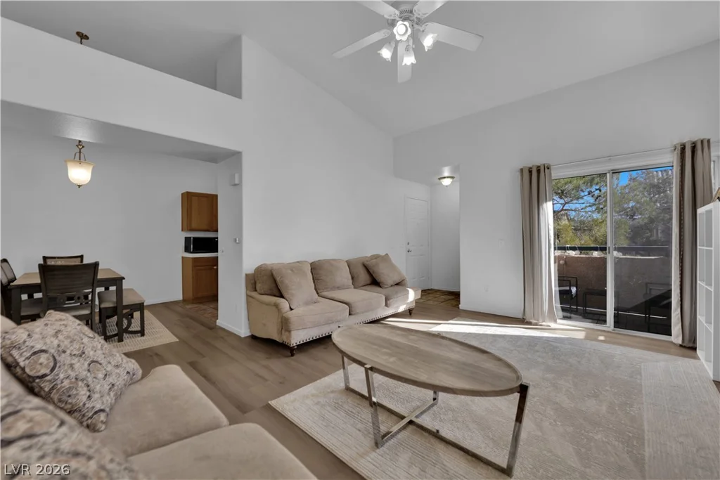 2001 Turquoise Ridge, Las Vegas, NV 89117
