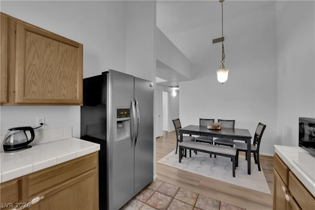 2001 Turquoise Ridge, Las Vegas, NV 89117
