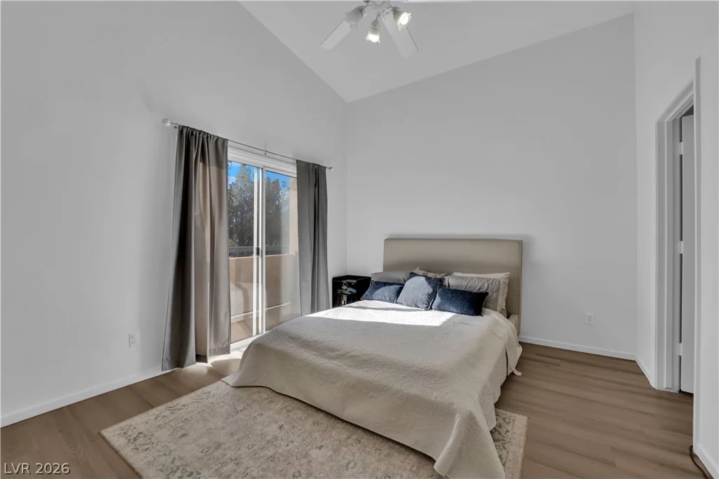 2001 Turquoise Ridge, Las Vegas, NV 89117