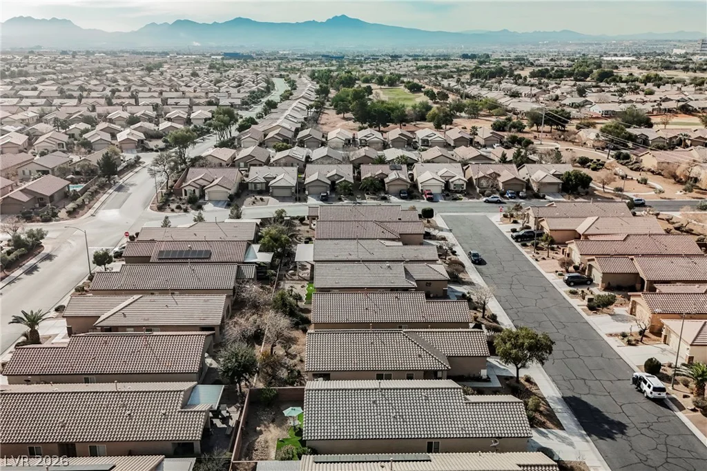 3328 Hackney Horse, Las Vegas, NV 89122