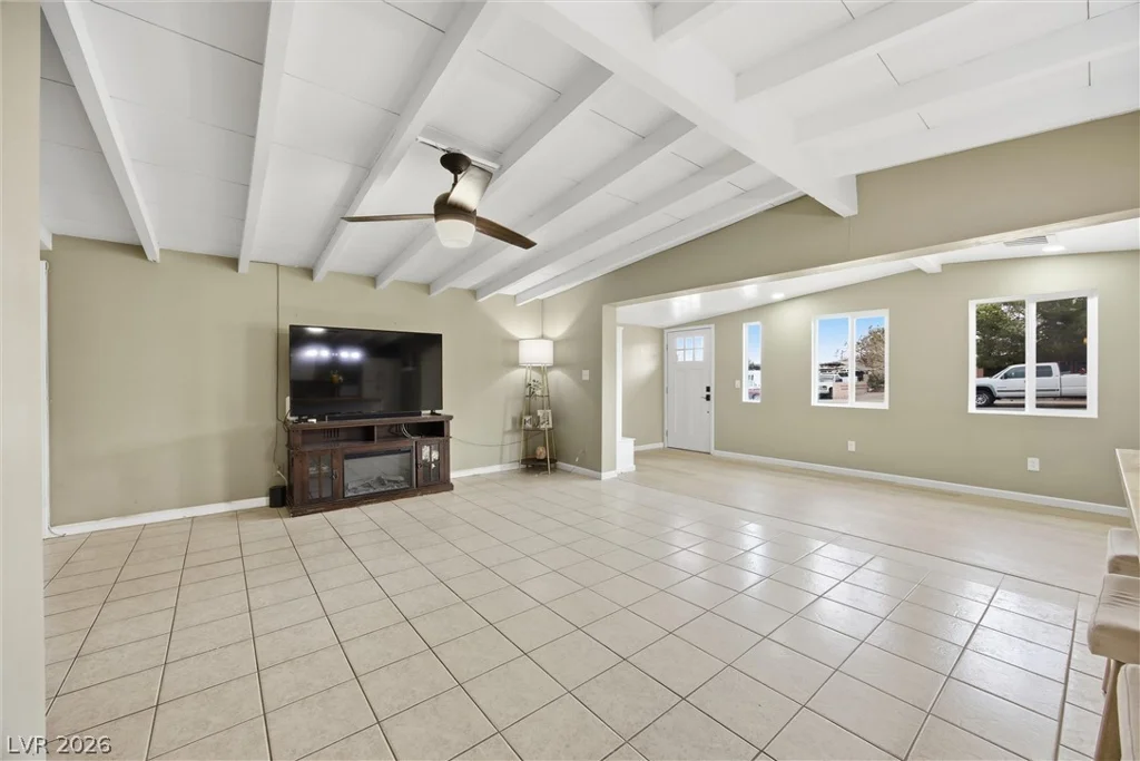 256 Hillcrest, Henderson, NV 89015