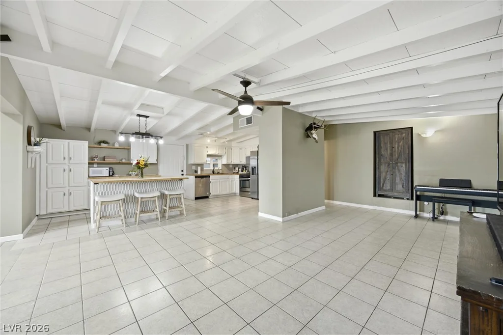 256 Hillcrest, Henderson, NV 89015