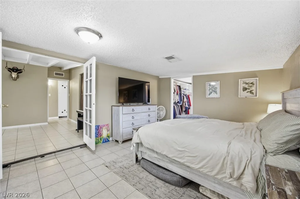 256 Hillcrest, Henderson, NV 89015