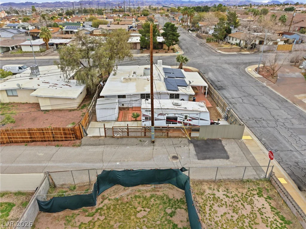 256 Hillcrest, Henderson, NV 89015