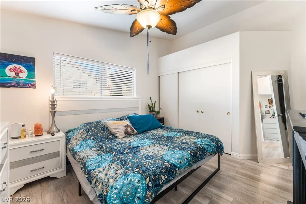 7320 Silver Ridge, Las Vegas, NV 89128