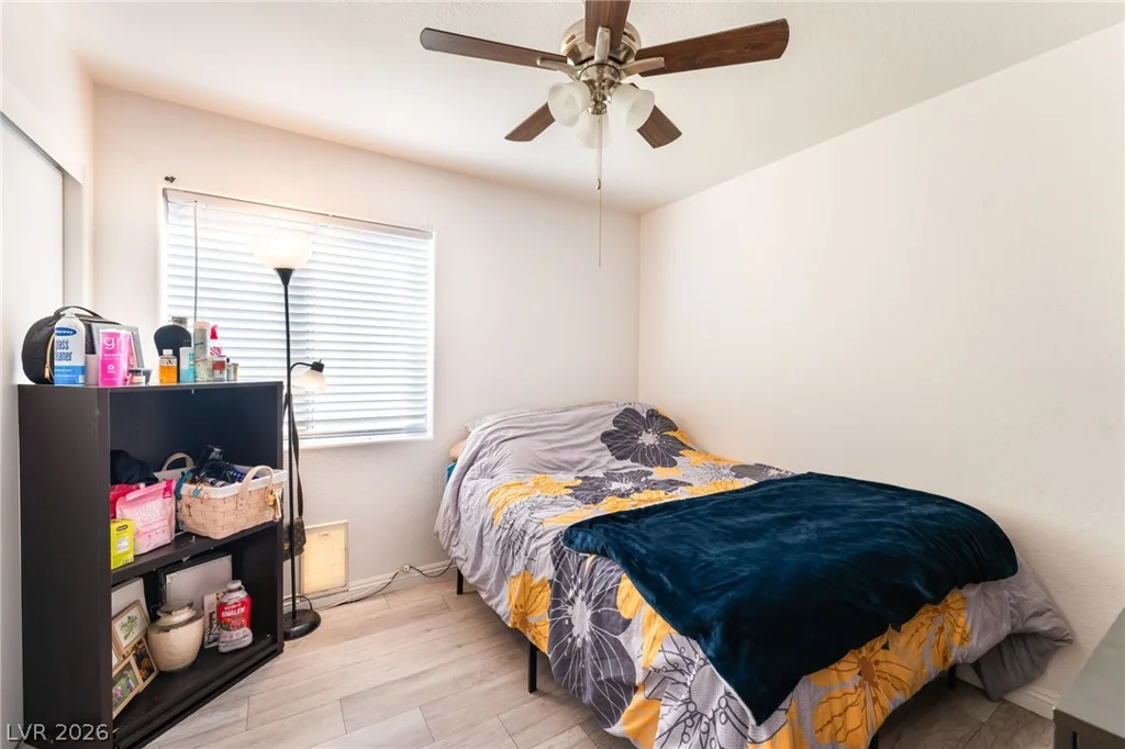 7320 Silver Ridge, Las Vegas, NV 89128
