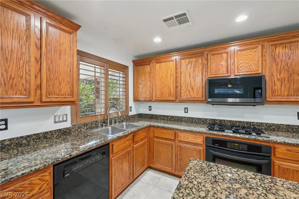 9983 Willowbrook Pond, Las Vegas, NV 89148