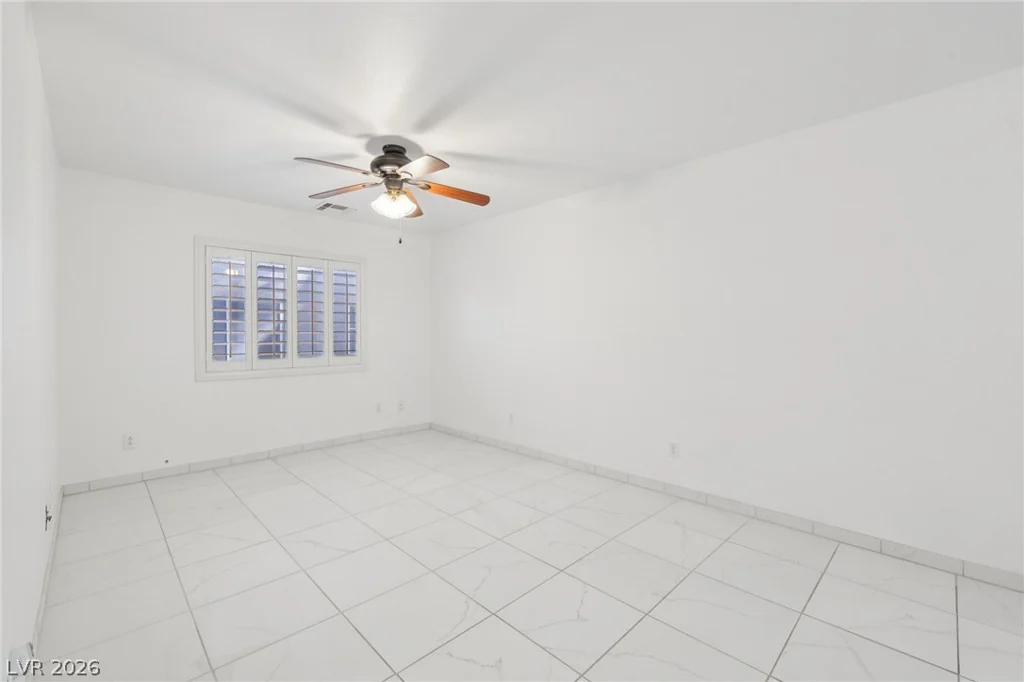 9983 Willowbrook Pond, Las Vegas, NV 89148