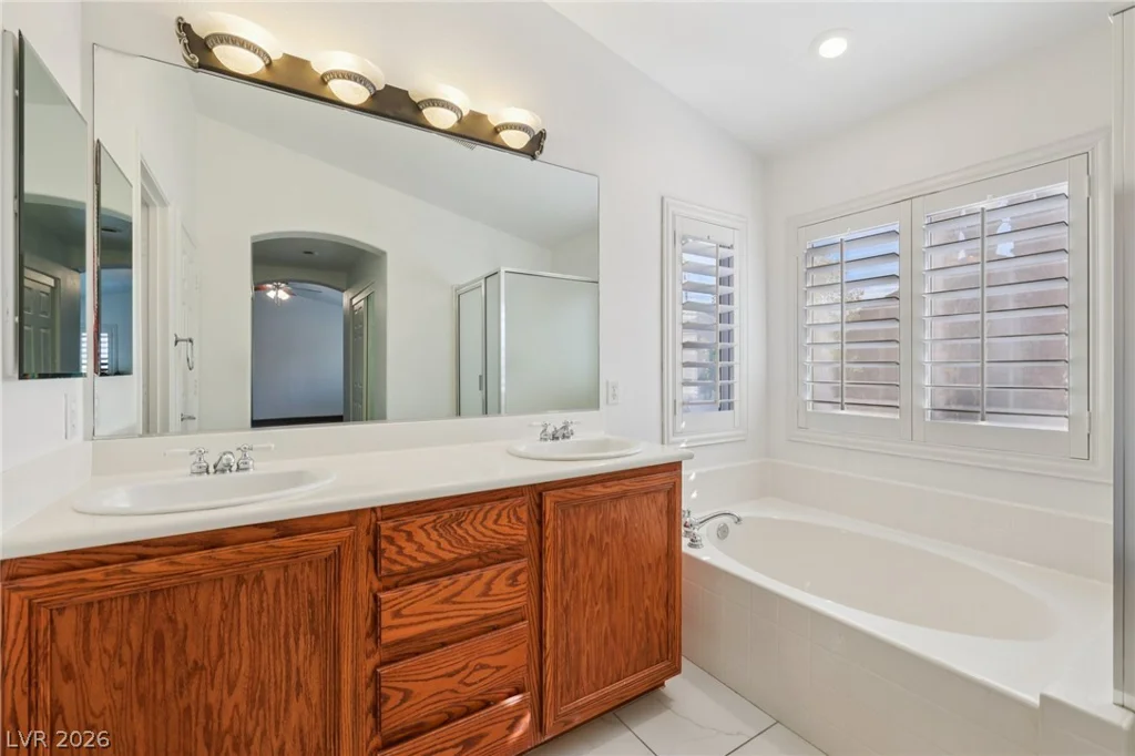 9983 Willowbrook Pond, Las Vegas, NV 89148