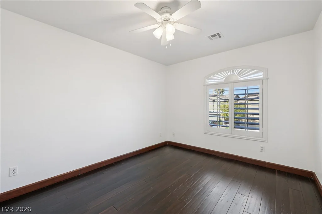 9983 Willowbrook Pond, Las Vegas, NV 89148