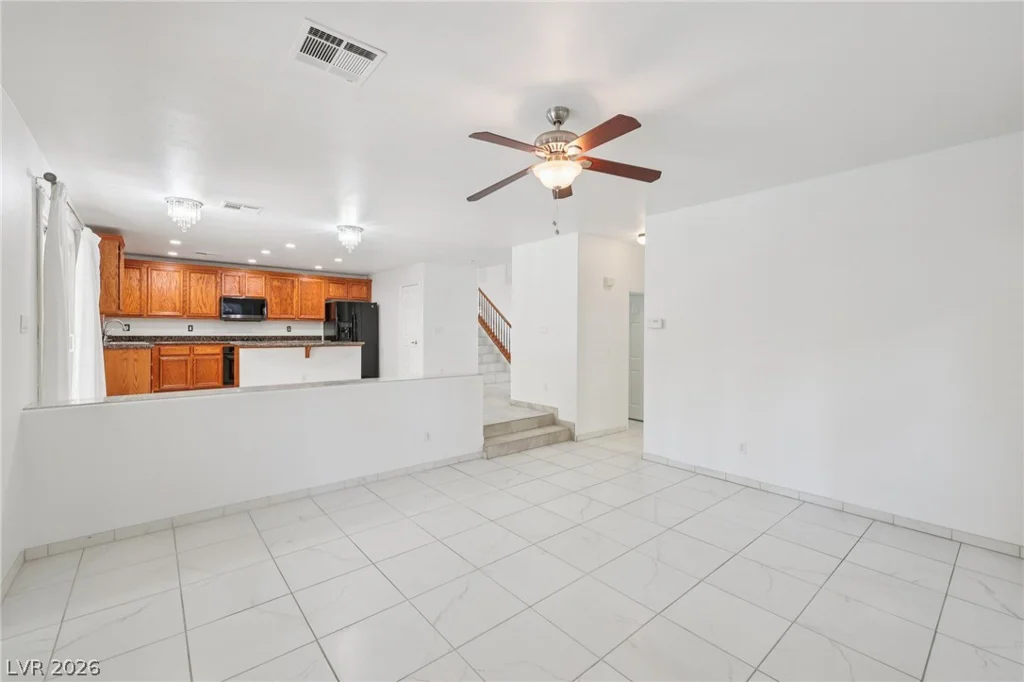 9983 Willowbrook Pond, Las Vegas, NV 89148