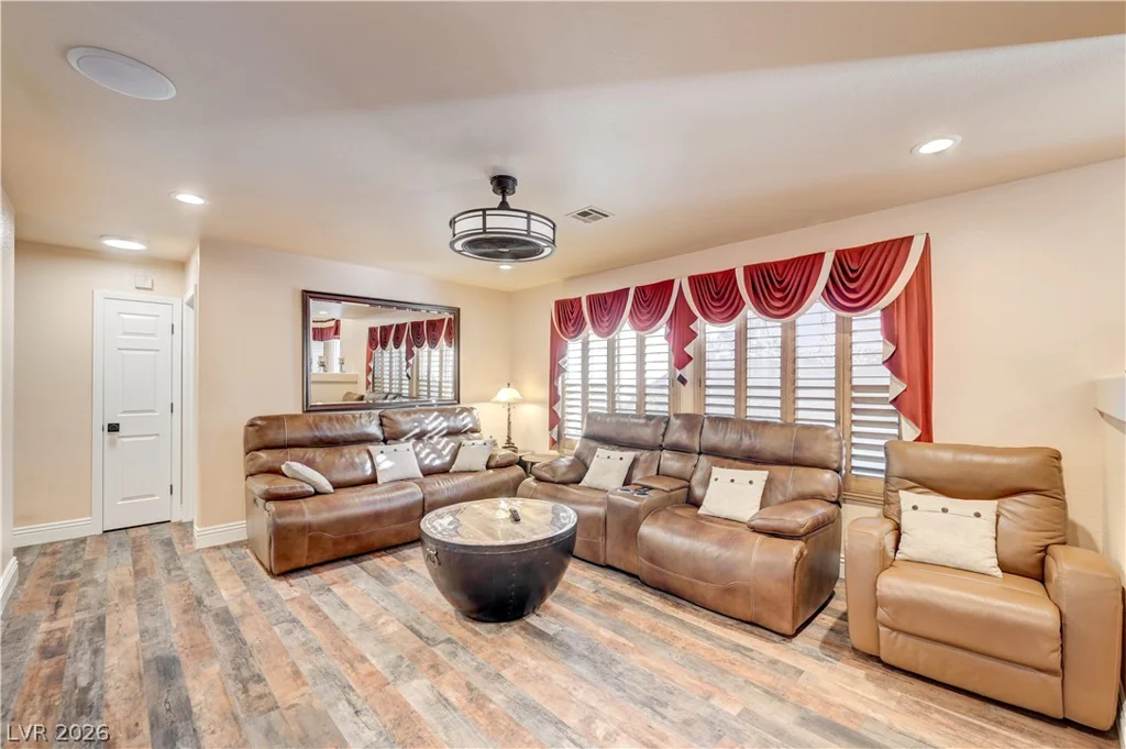 937 Denberry, Las Vegas, NV 89123