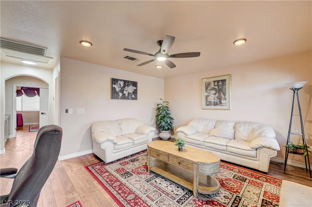 937 Denberry, Las Vegas, NV 89123