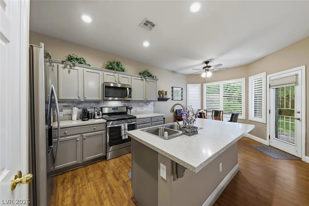 2695 Ivoryhill, Las Vegas, NV 89135