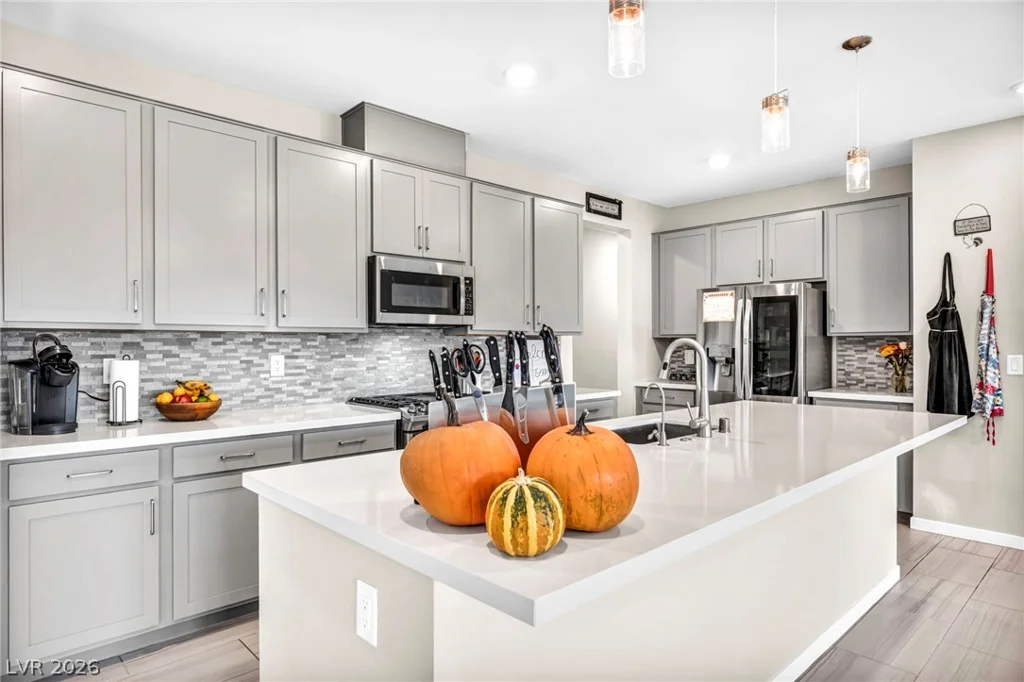 6618 Palmer Estates, North Las Vegas, NV 89086