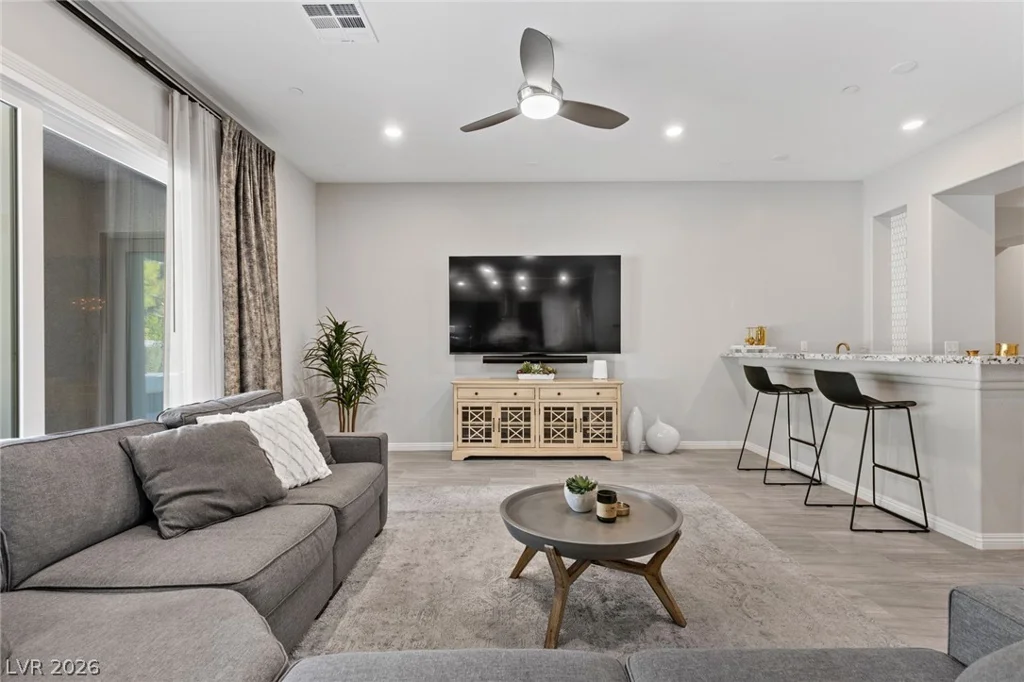7716 Tioga Ridge, Las Vegas, NV 89117