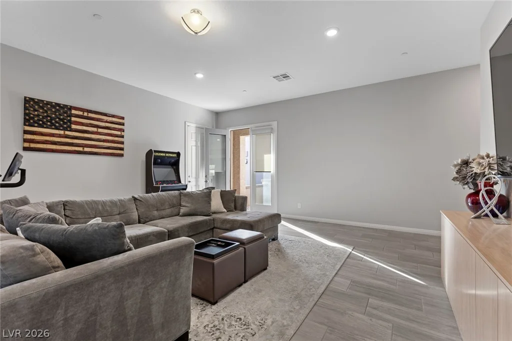 7716 Tioga Ridge, Las Vegas, NV 89117