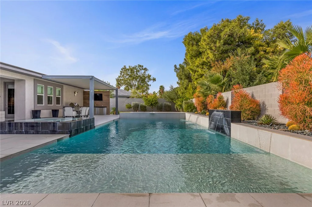 7716 Tioga Ridge, Las Vegas, NV 89117
