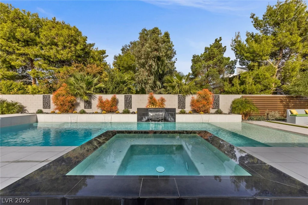 7716 Tioga Ridge, Las Vegas, NV 89117