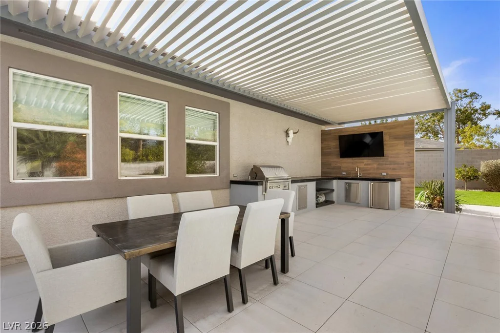 7716 Tioga Ridge, Las Vegas, NV 89117
