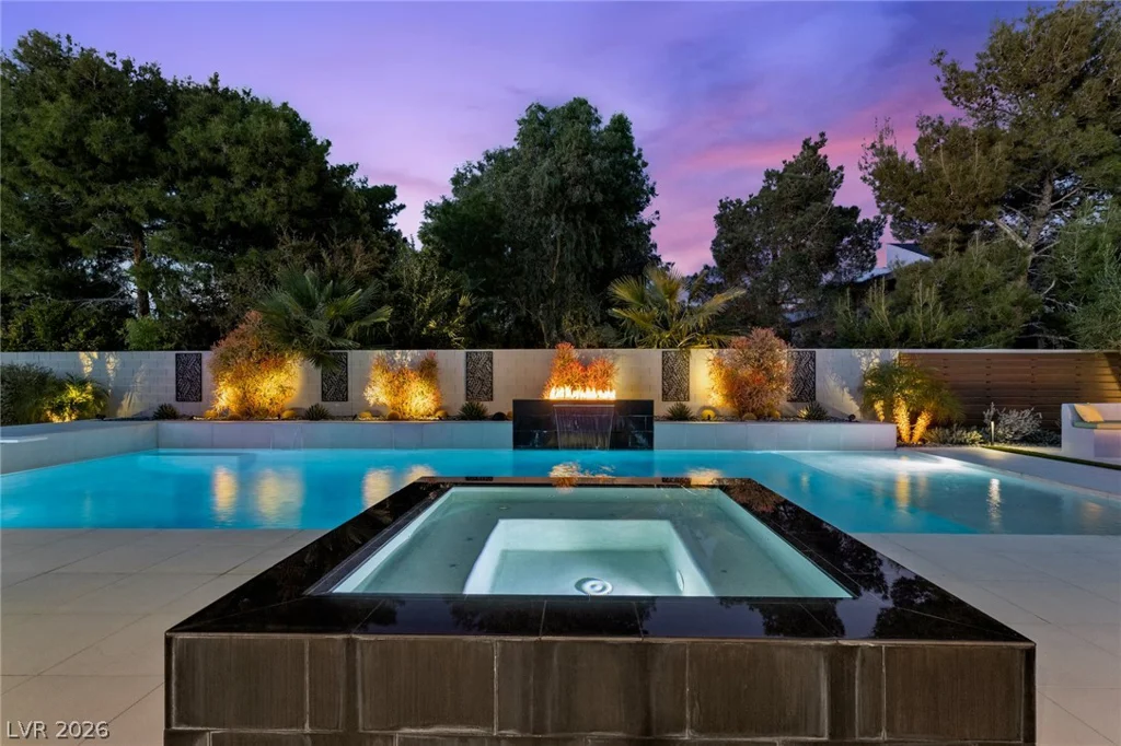 7716 Tioga Ridge, Las Vegas, NV 89117