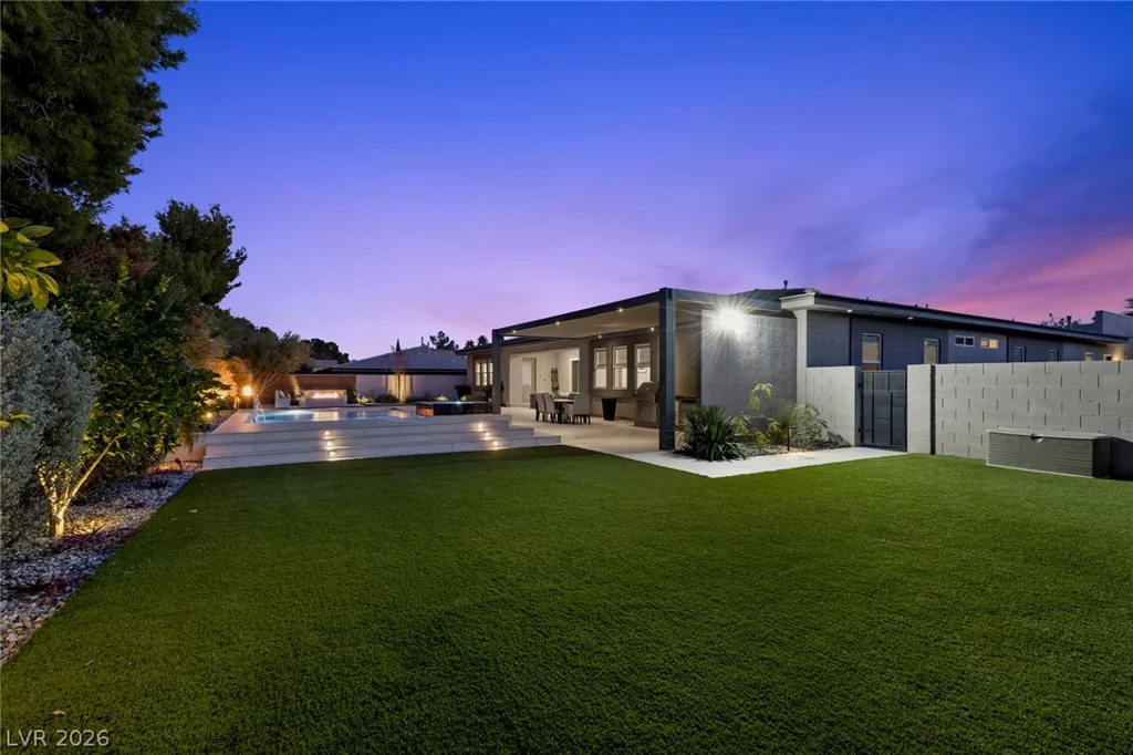 7716 Tioga Ridge, Las Vegas, NV 89117