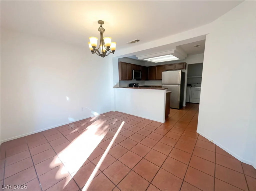 3431 White Mission, Las Vegas, NV 89129
