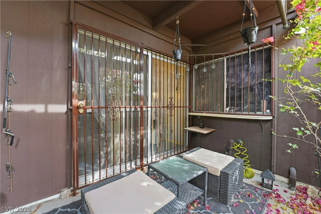 1405 Vegas Valley, Las Vegas, NV 89169