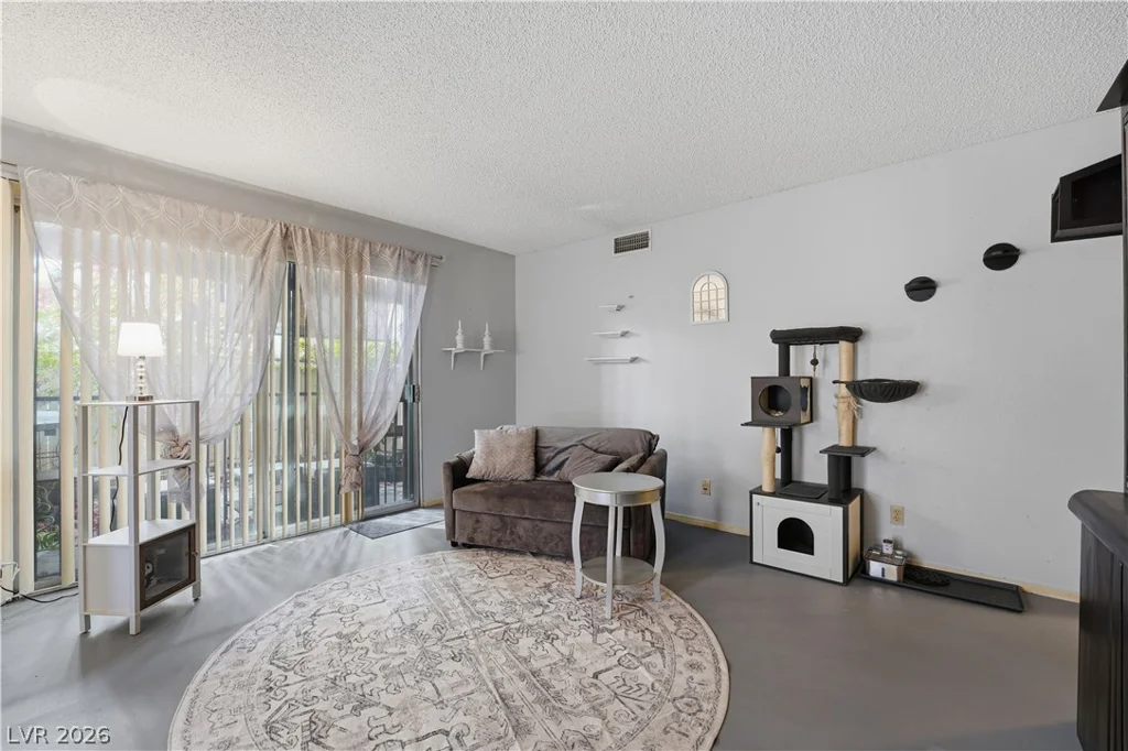 1405 Vegas Valley, Las Vegas, NV 89169