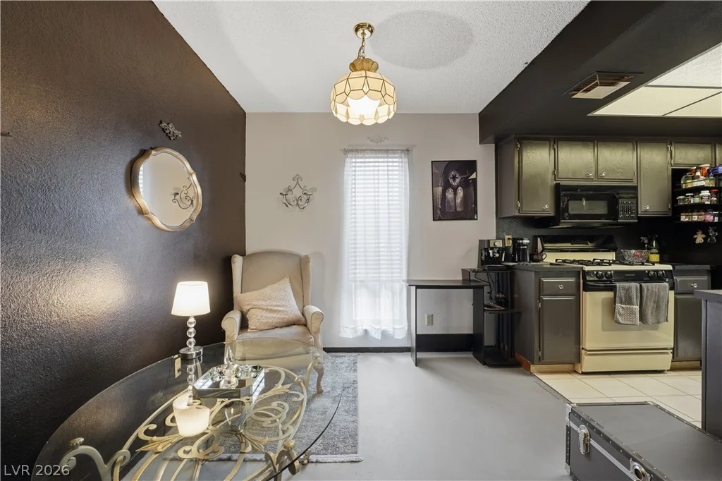 1405 Vegas Valley, Las Vegas, NV 89169