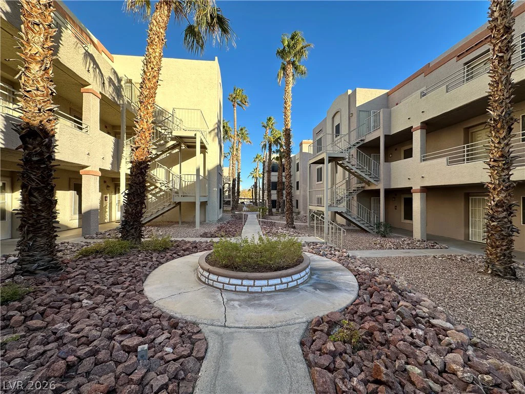 2076 Mesquite, Laughlin, NV 89029