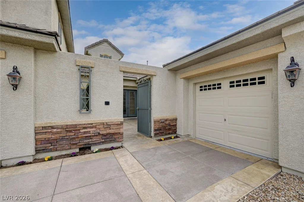 7516 Cliff Peaks, Las Vegas, NV 89149