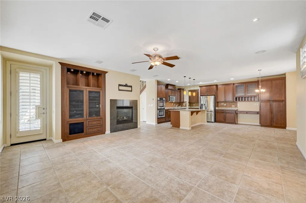 7516 Cliff Peaks, Las Vegas, NV 89149