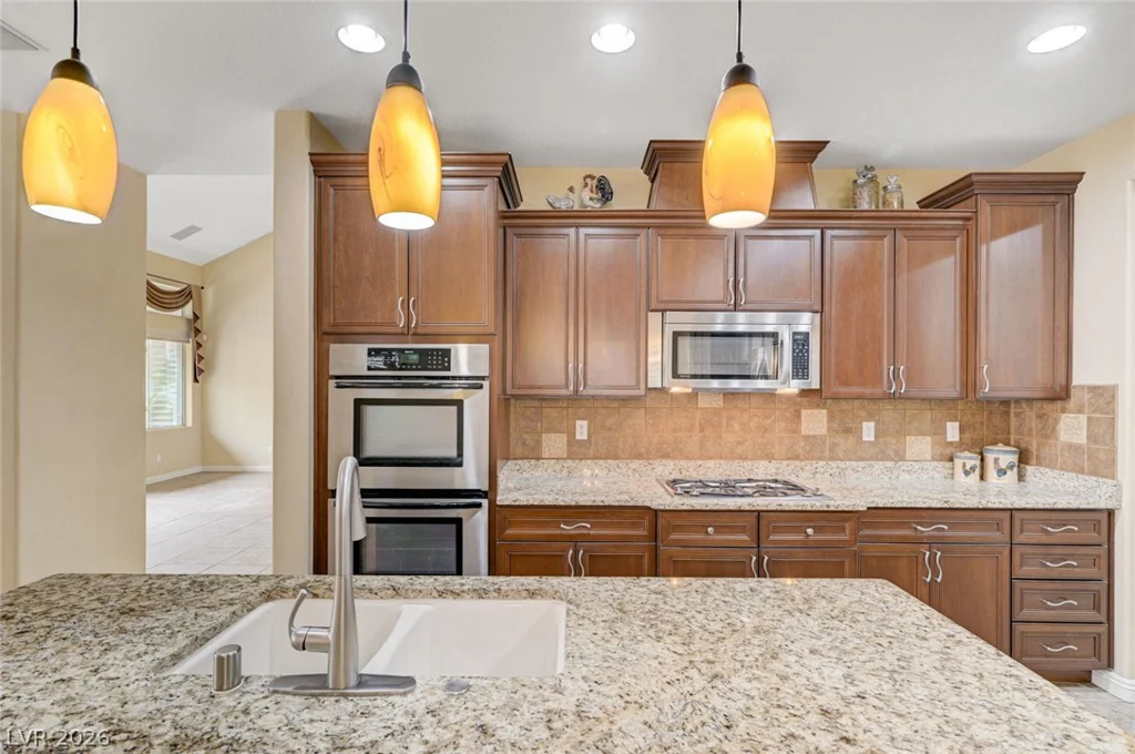 7516 Cliff Peaks, Las Vegas, NV 89149