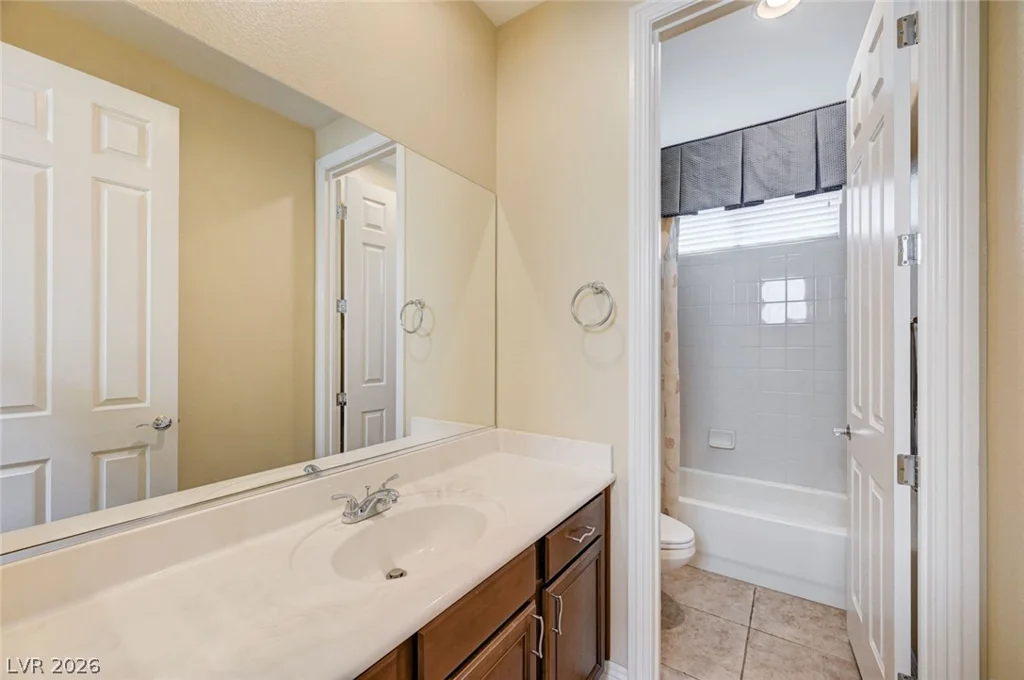 7516 Cliff Peaks, Las Vegas, NV 89149