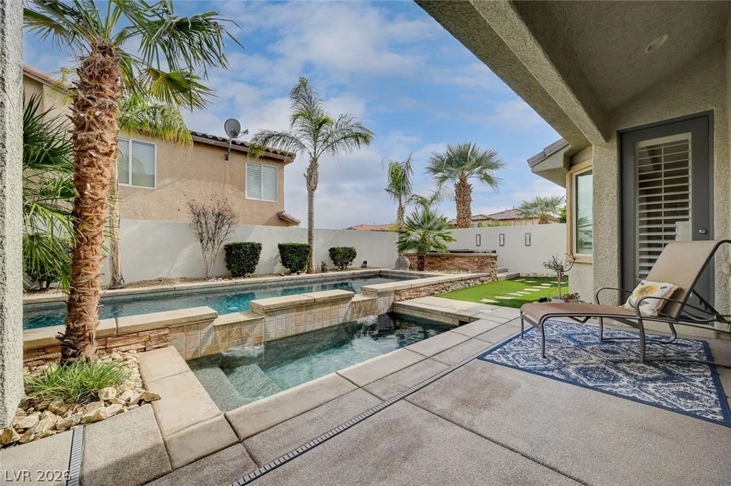 7516 Cliff Peaks, Las Vegas, NV 89149