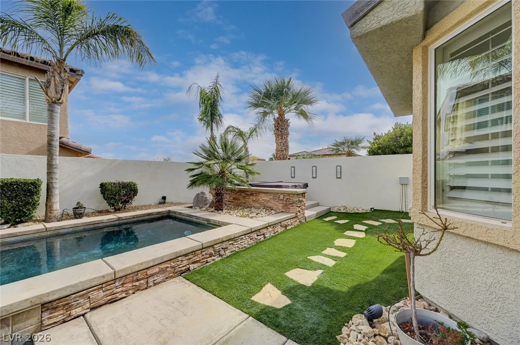 7516 Cliff Peaks, Las Vegas, NV 89149