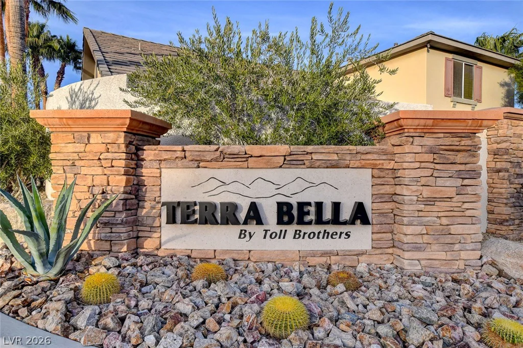 7516 Cliff Peaks, Las Vegas, NV 89149