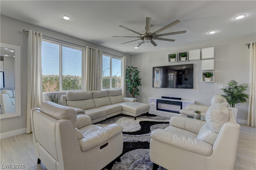 8030 Foxfield Springs, Las Vegas, NV 89166