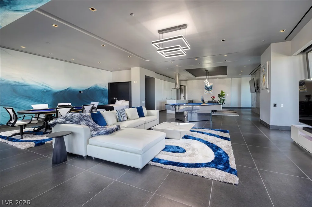 4381 Flamingo, Las Vegas, NV 89103