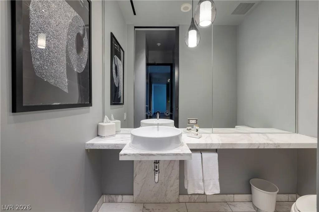 4381 Flamingo, Las Vegas, NV 89103