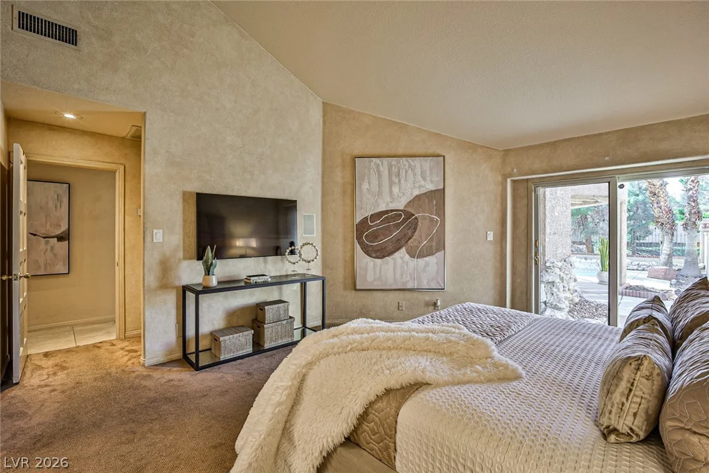 5115 Turnberry, Las Vegas, NV 89113