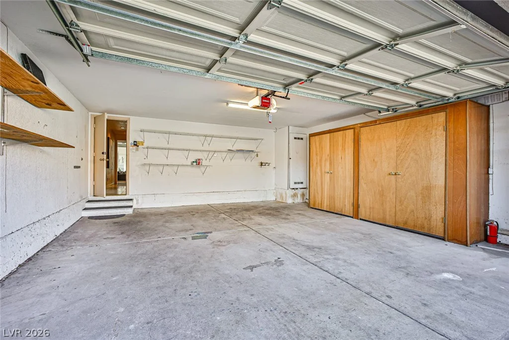 5115 Turnberry, Las Vegas, NV 89113