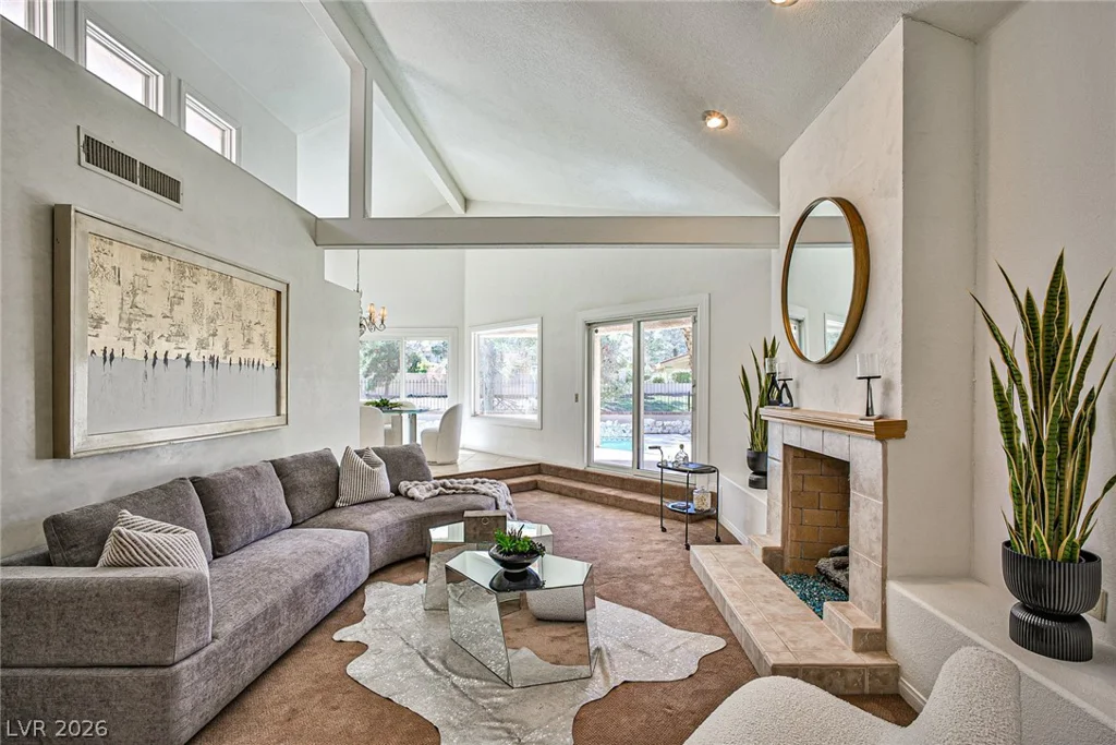 5115 Turnberry, Las Vegas, NV 89113