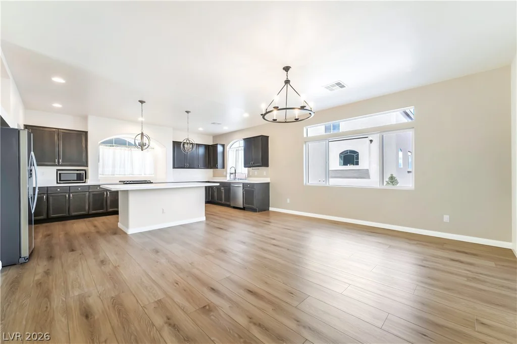 6328 Rock Stream, Las Vegas, NV 89141