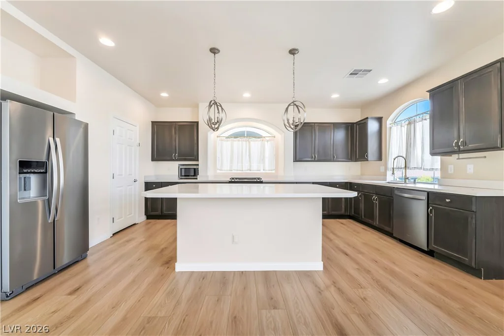 6328 Rock Stream, Las Vegas, NV 89141