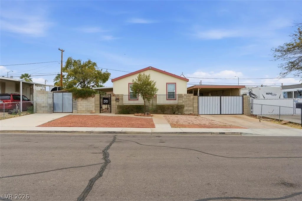 228 Hopi, Henderson, NV 89015