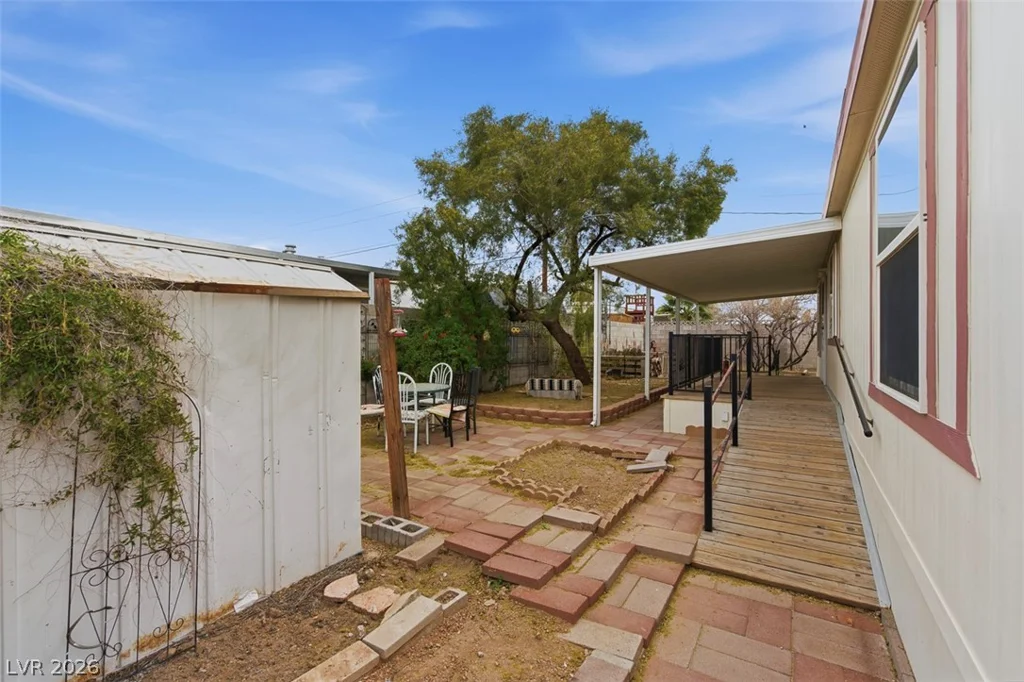 228 Hopi, Henderson, NV 89015
